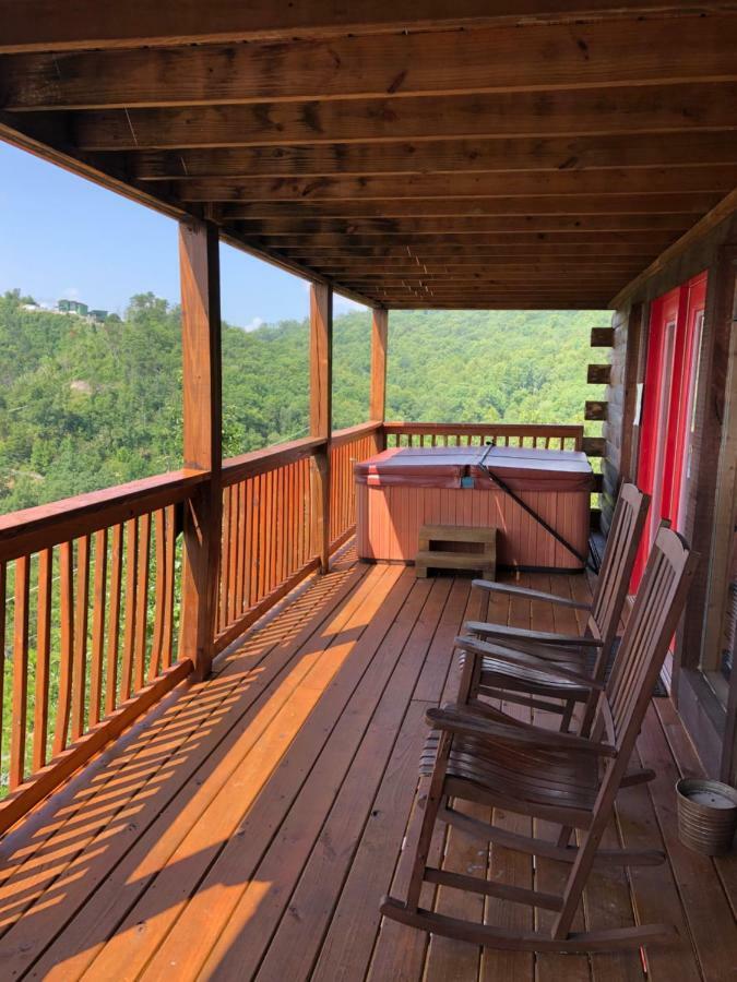 Above All Sevierville Exterior photo